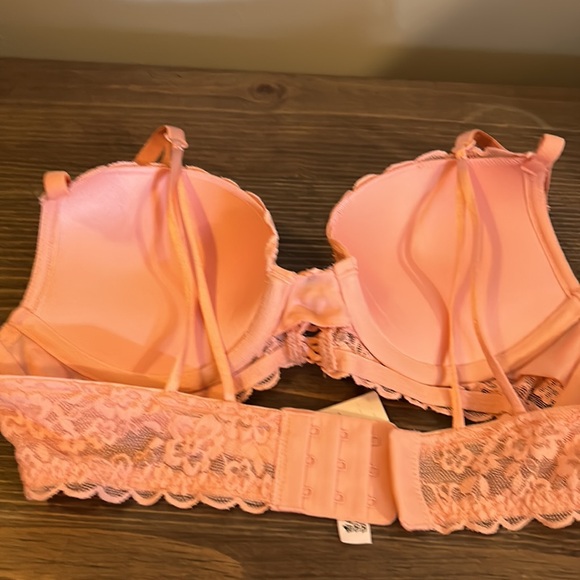 NWT Victorias Secret Lace Push Up Bra 34A - Picture 5 of 5